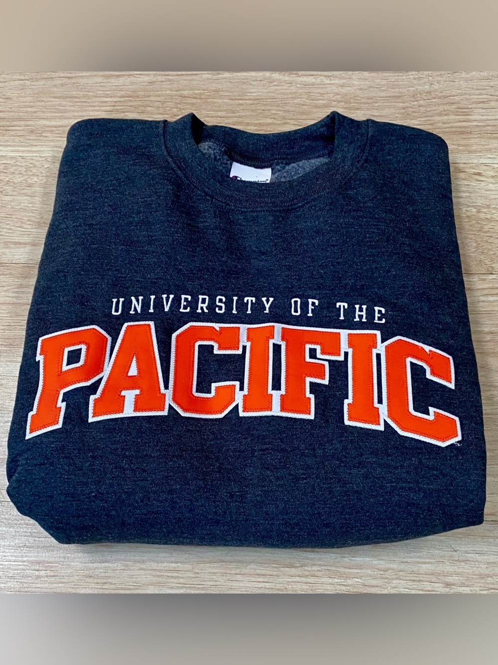 University of the Pacific Tigers Sweatshirt Men’s Medium Grey Champion Crew Neck